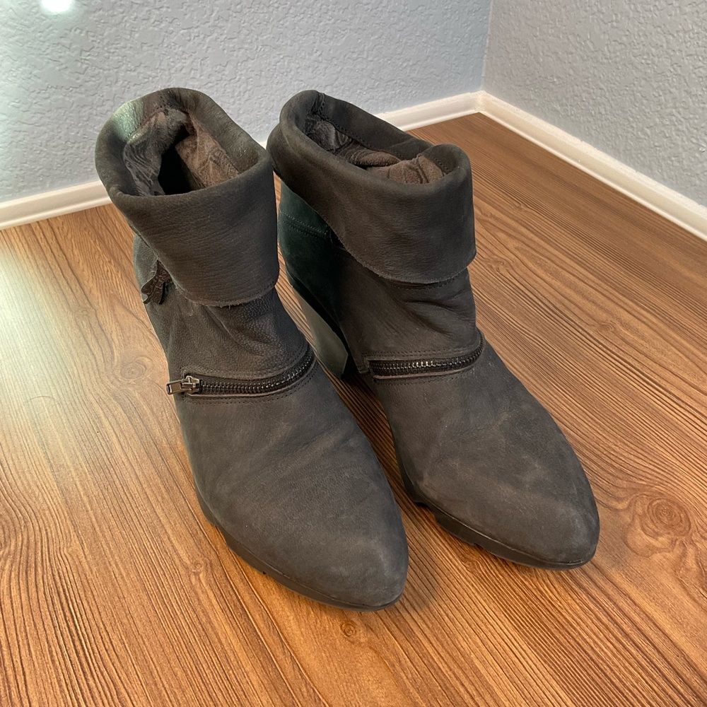 Fly London Grey suede ankle boots size 6.5 women's  #winterboots